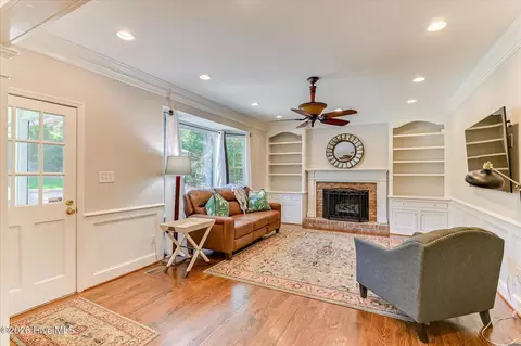 Living - 3413 Kerry Pl, Augusta, GA 30909 photo 2 of 4