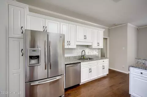 Kitchen - 224 Bainbridge Dr, Evans, GA 30809 photo 2 of 3