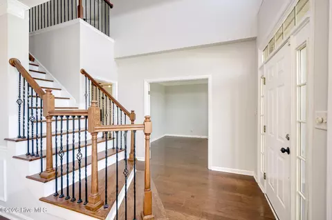 Entry Way - 224 Bainbridge Dr, Evans, GA 30809 photo 2 of 5