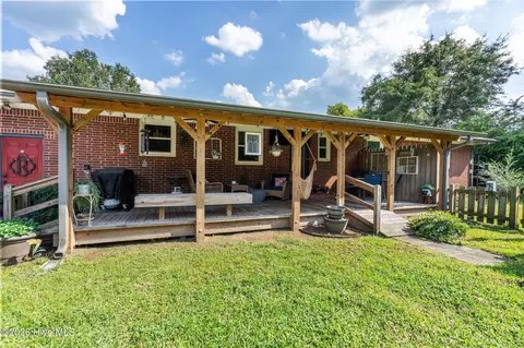 Exterior - 217 E Henry St, Atkinson, NC 28421 photo 10 of 19