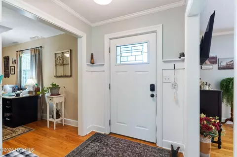 Entry Way - 217 E Henry St, Atkinson, NC 28421 photo 1 of 5