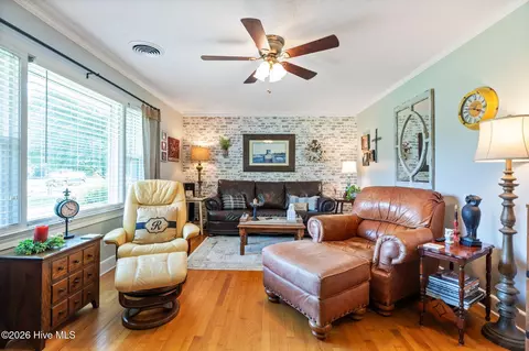 Living - 217 E Henry St, Atkinson, NC 28421 photo 1 of 3