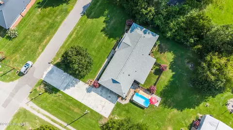 View/Area - 217 E Henry St, Atkinson, NC 28421 photo 8 of 9