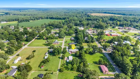 View/Area - 217 E Henry St, Atkinson, NC 28421 photo 6 of 9