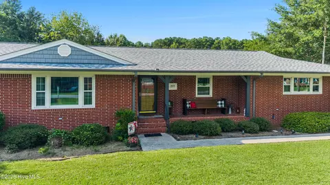 Exterior - 217 E Henry St, Atkinson, NC 28421 photo 18 of 19