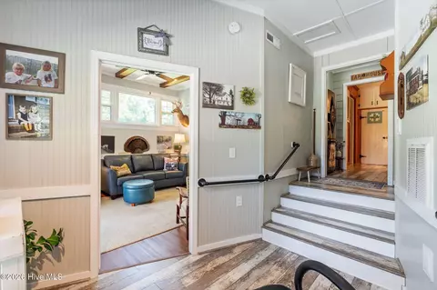 Entry Way - 217 E Henry St, Atkinson, NC 28421 photo 4 of 5