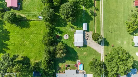 View/Area - 217 E Henry St, Atkinson, NC 28421 photo 3 of 9