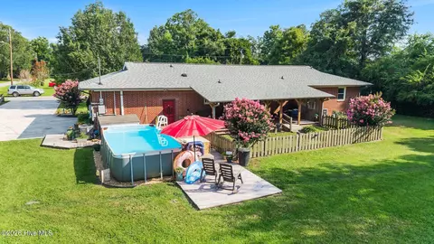 Exterior - 217 E Henry St, Atkinson, NC 28421 photo 12 of 19