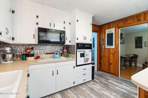 Kitchen - 217 E Henry St, Atkinson, NC 28421 photo 1 of 5