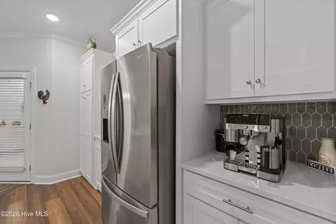 Kitchen - 237 Dublin Loop, Grovetown, GA 30813 photo 6 of 9