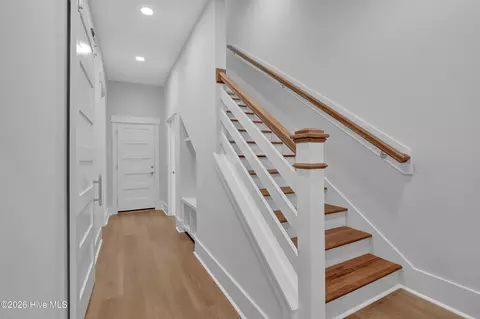 Entry Way - 105 Tradewinds Dr, Hampstead, NC 28443 photo 3 of 5