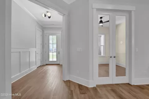 Entry Way - 105 Tradewinds Dr, Hampstead, NC 28443 photo 1 of 5