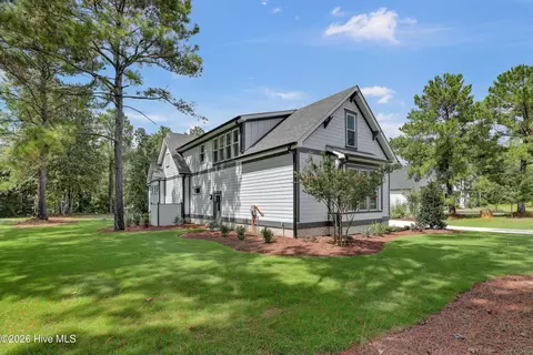 Exterior - 105 Tradewinds Dr, Hampstead, NC 28443 photo 5 of 6