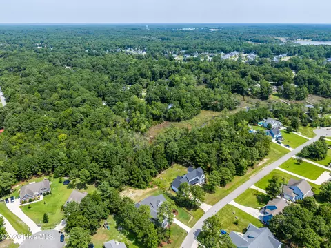 View/Area - 105 Tradewinds Dr, Hampstead, NC 28443 photo 6 of 15