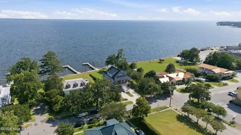 400 South Ave, Oriental, NC 28571