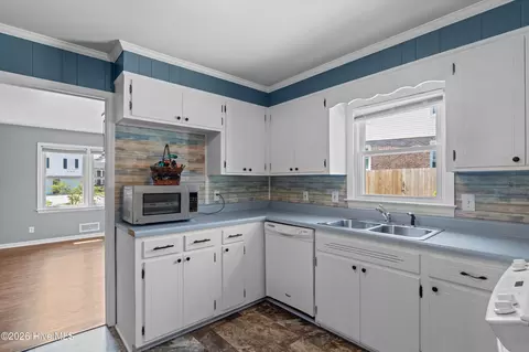 Kitchen - 3313 Thread Needle Rd W, Augusta, GA 30907 photo 3 of 4
