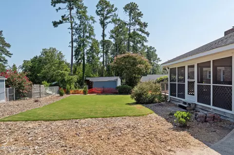 Exterior - 3313 Thread Needle Rd W, Augusta, GA 30907 photo 5 of 14