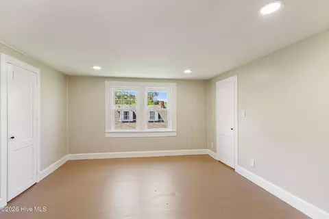 Bedroom - 952 Hiwassee St, Murphy, NC 28906 photo 5 of 6