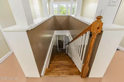 Entry Way - 952 Hiwassee St, Murphy, NC 28906 photo 14 of 14