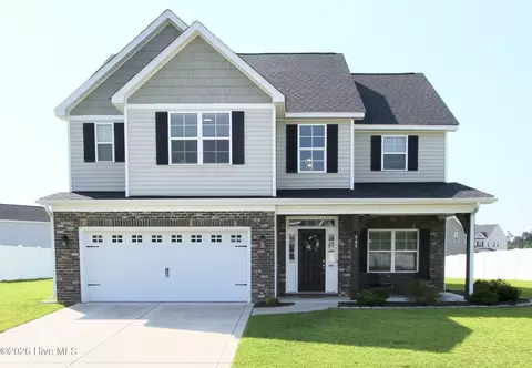 489 Holly Grove Dr, Winterville, NC 28590