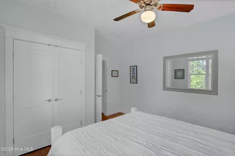 Bedroom - 600 Cordgrass Rd, Hampstead, NC 28443 photo 8 of 10