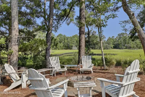 Exterior - 600 Cordgrass Rd, Hampstead, NC 28443 photo 13 of 27