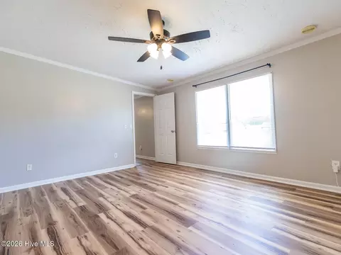 Living - 299 Riggs Rd, Hubert, NC 28539 photo 5 of 6