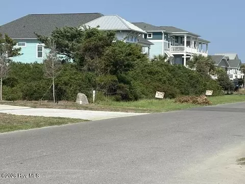 608 E Dolphin Dr, Oak Island, NC 28465