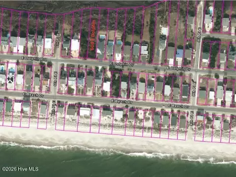 608 E Dolphin Dr, Oak Island, NC 28465
