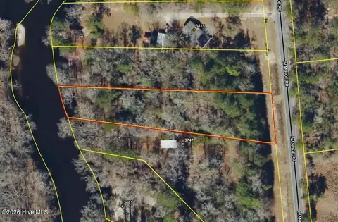 2 Ivanhoe Rd, Ivanhoe, NC 28447