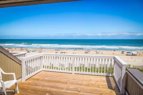 14 E Atlanta St UNIT B, Wrightsville Beach, NC 28480
