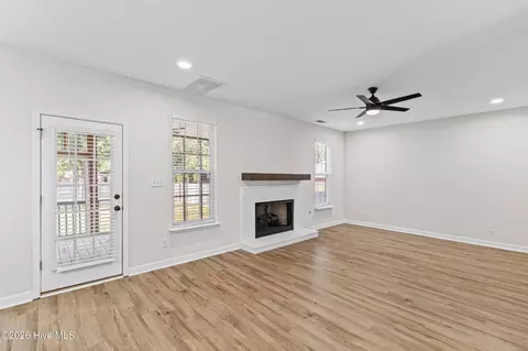 Living - 201 Bainbridge Dr, Evans, GA 30809 photo 3 of 6