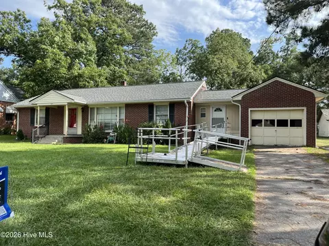 1219 W Thomas St, Rocky Mount, NC 27804
