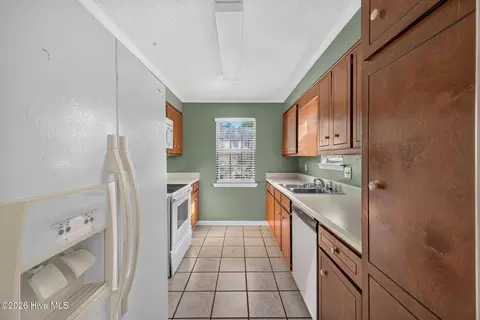 Kitchen - 2448 Riverlook Dr, Augusta, GA 30904 photo 1 of 3