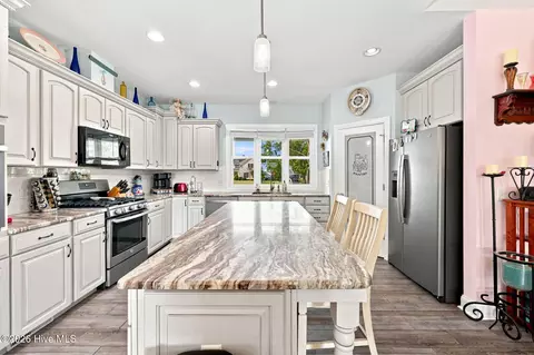 Kitchen - 771 Bay Tree Dr, Harrells, NC 28444 photo 2 of 6