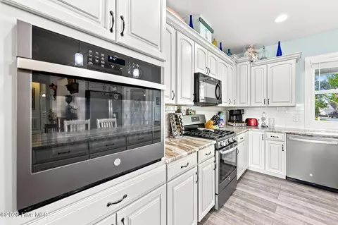 Kitchen - 771 Bay Tree Dr, Harrells, NC 28444 photo 6 of 6