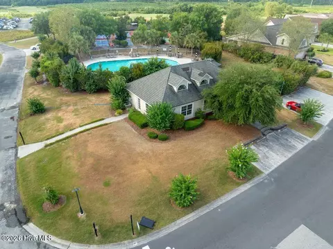 View/Area - 341 Highlands Dr, Hampstead, NC 28443 photo 6 of 7