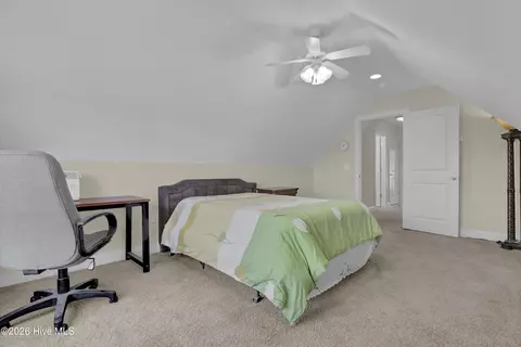 Bedroom - 341 Highlands Dr, Hampstead, NC 28443 photo 7 of 9