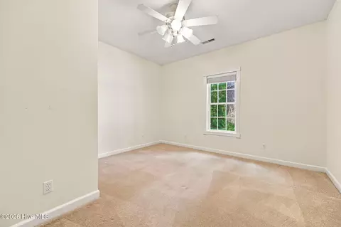 Bedroom - 104 Mullica Dr, Chocowinity, NC 27817 photo 5 of 6