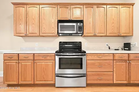 Kitchen - 104 Mullica Dr, Chocowinity, NC 27817 photo 2 of 3