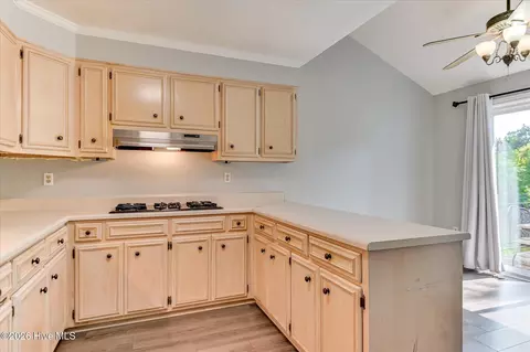 Kitchen - 599 Blue Ridge Xing, Evans, GA 30809 photo 5 of 9