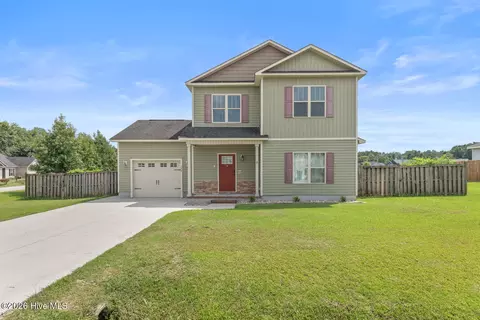 248 Deer Haven Dr, Richlands, NC 28574