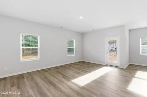 3082 Cape Point Ln NW, Supply, NC 28462