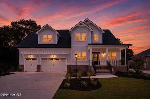 474 S Middleton Dr NW, Calabash, NC 28467