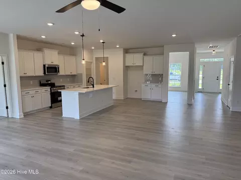 Living - 2129 Sandbrook Loop, Leland, NC 28451 photo 4 of 6