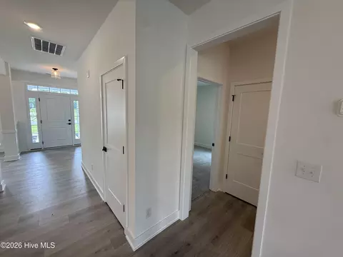 Entry Way - 2129 Sandbrook Loop, Leland, NC 28451 photo 13 of 16