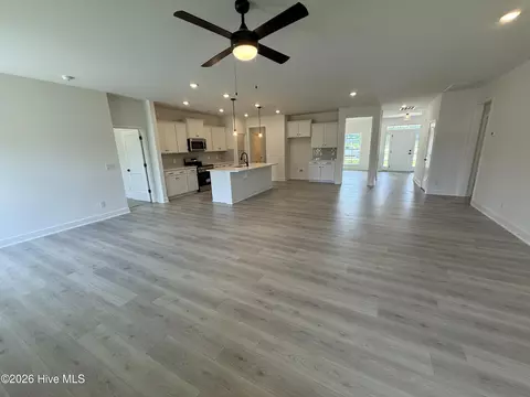 Living - 2129 Sandbrook Loop, Leland, NC 28451 photo 3 of 6