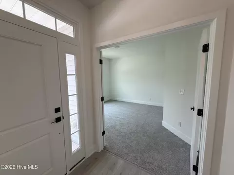 Entry Way - 2129 Sandbrook Loop, Leland, NC 28451 photo 4 of 16