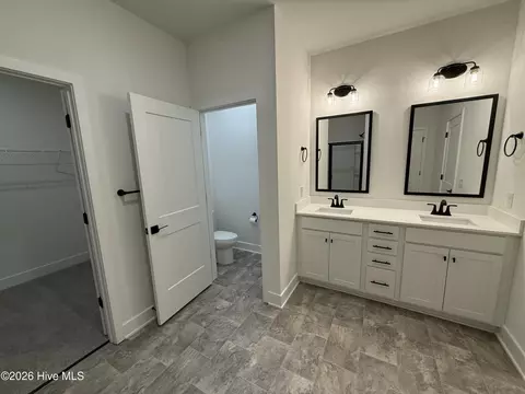 Bath - 2129 Sandbrook Loop, Leland, NC 28451 photo 6 of 8