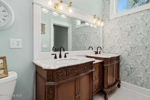 Bath - 109 S Walnut St, Spring Hope, NC 27882 photo 2 of 7